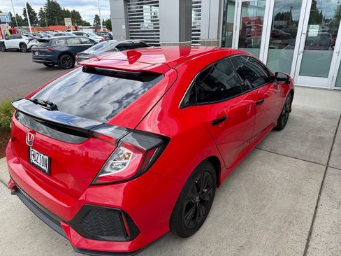 Used 2019 Honda Civic EX image 4