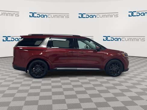 Used 2024 Kia Carnival SX FWD image 9