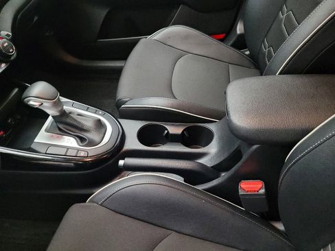 Used 2023 Kia Forte GT-Line image 26