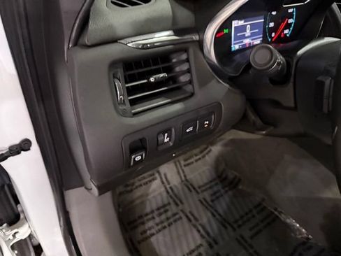 Used 2015 Chevrolet Impala LT w/ Convenience Package FWD image 12