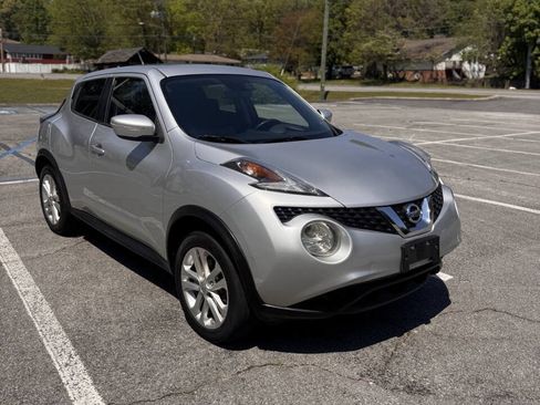 Used 2016 Nissan Juke SV AWD/4WD image 8