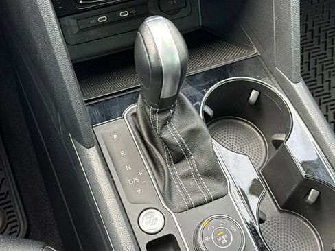 Used 2023 Volkswagen Atlas SE image 26