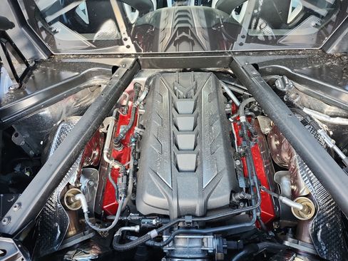 Used 2025 Chevrolet Corvette Stingray Preferred Cpe w/ 2LT image 20