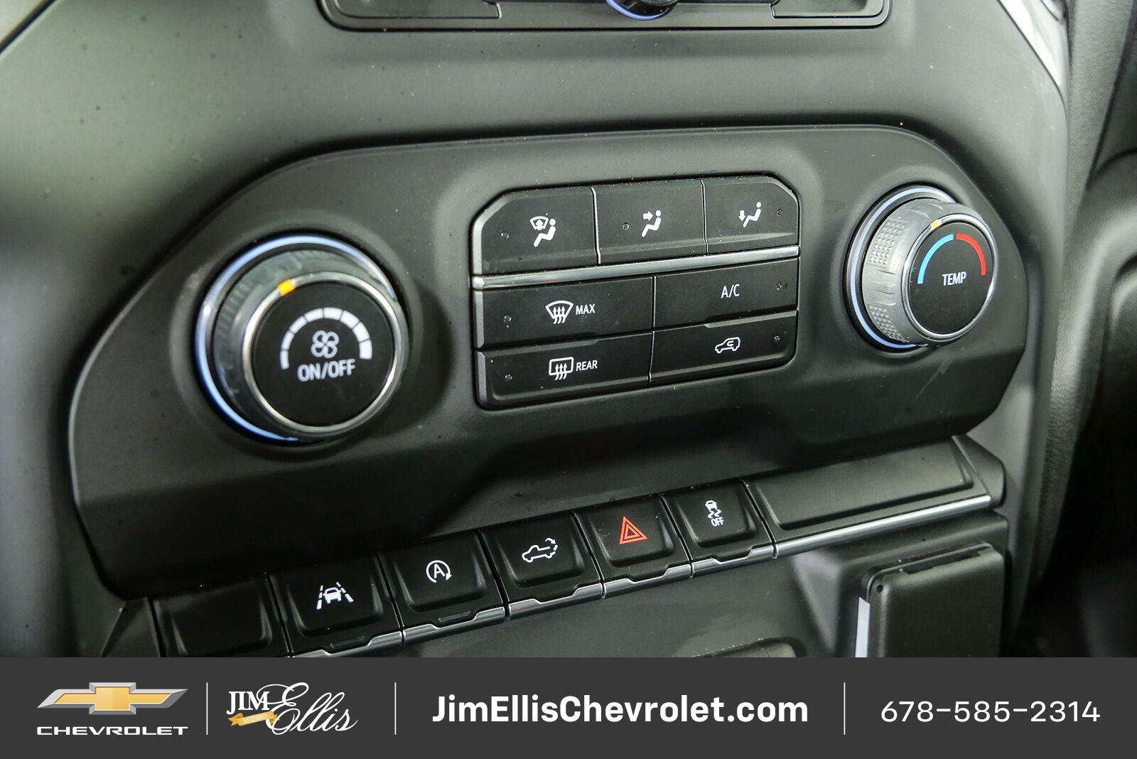 Used 2024 Chevrolet Silverado 1500 Custom w/ Turbomax Blackout Package AWD/4WD image 14