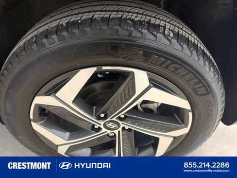 Used 2023 Hyundai Tucson Limited AWD/4WD image 10