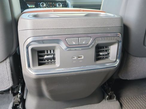 Used 2024 GMC Sierra 2500 Denali Ultimate w/ Max Trailering Package image 36