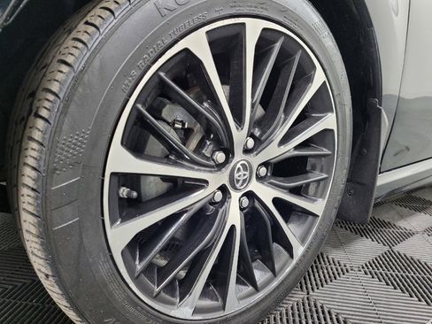 Used 2019 Toyota Camry SE image 31