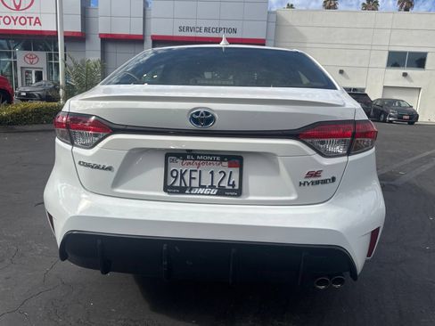 Used 2024 Toyota Corolla SE FWD image 4
