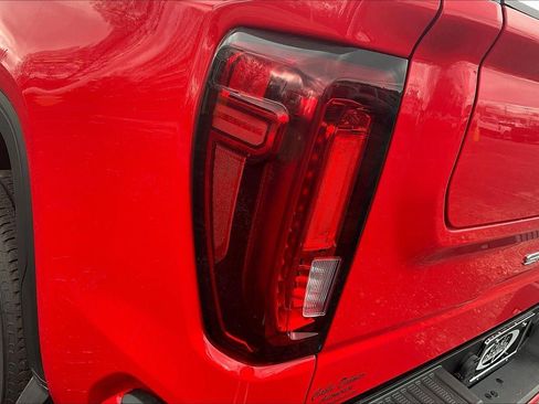 Used 2021 GMC Sierra 1500 AT4 AWD/4WD image 28