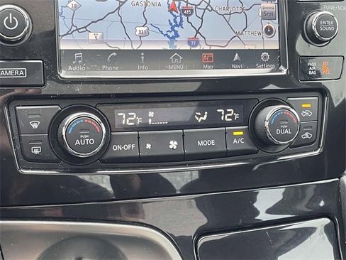 Used 2018 Nissan Maxima 3.5 SL image 27