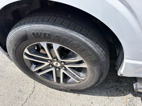 Used 2023 Ford F150 XL RWD image 12