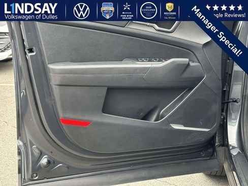 Used 2023 Kia Sportage LX image 8