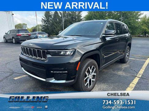 Certified 2025 Jeep Grand Cherokee L Limited w/ Trailer Tow Package AWD/4WD image 1