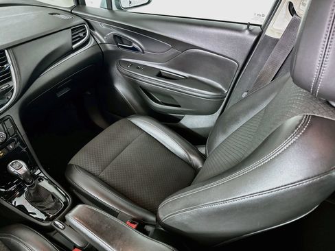 Used 2019 Buick Encore Preferred FWD image 23