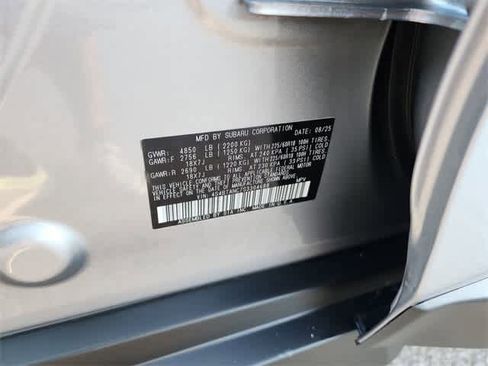 New 2025 Subaru Outback Limited image 32