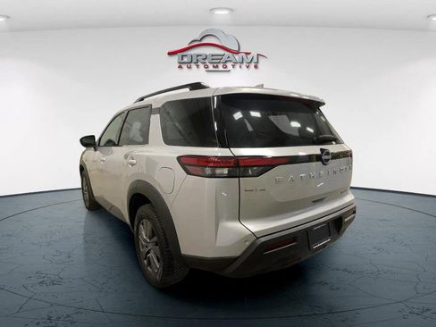 Used 2024 Nissan Pathfinder SV AWD/4WD image 6