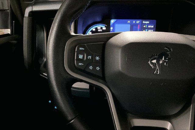 Used 2022 Ford Bronco Outer Banks AWD/4WD image 18