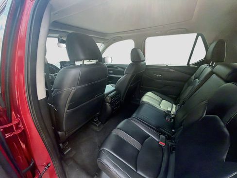 Certified 2023 Honda Pilot Touring image 25