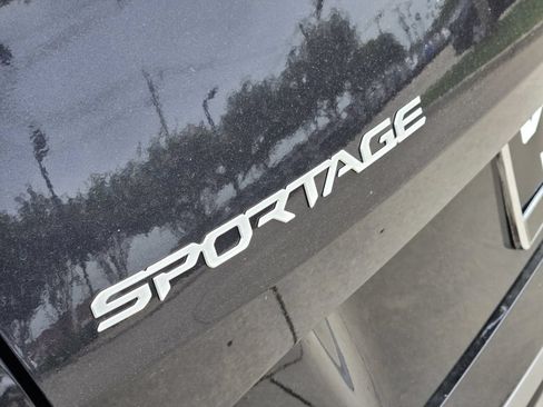 New 2026 Kia Sportage SX FWD image 7