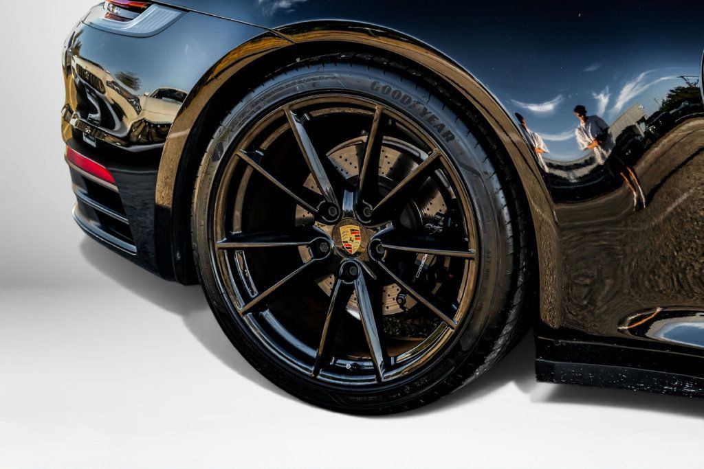 Used 2020 Porsche 911 Carrera 4S AWD/4WD image 39