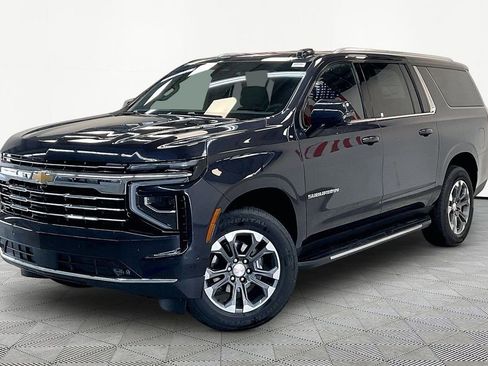 New 2026 Chevrolet Suburban LT w/ Comfort Package AWD/4WD image 1