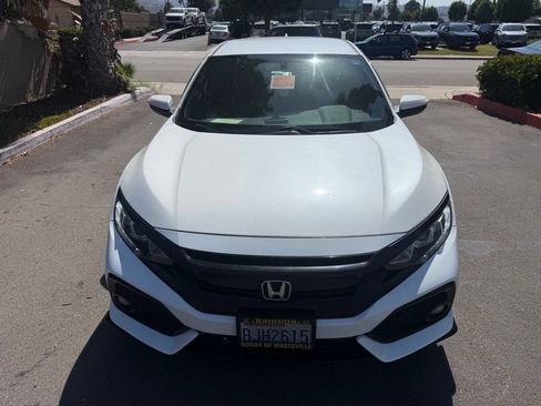 Used 2018 Honda Civic Sport image 3
