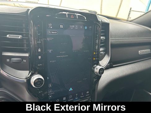 Used 2022 RAM 2500 Laramie AWD/4WD image 21
