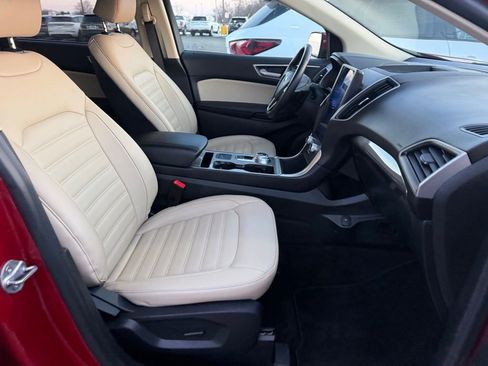 Used 2024 Ford Edge SEL w/ Convenience Package image 14