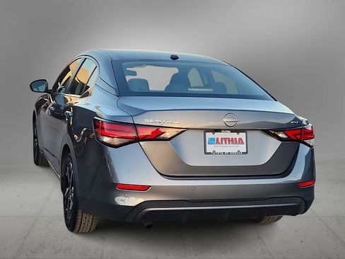 Used 2024 Nissan Sentra SV image 7