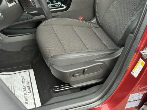 Used 2023 Buick Envision Preferred FWD image 13
