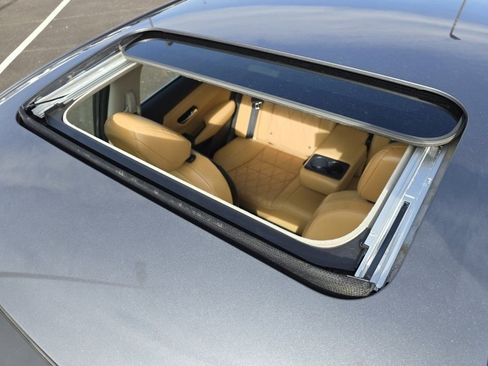 Used 2023 Nissan Sentra SV w/ SV Premium Package image 3