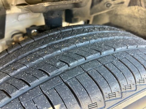 Certified 2023 Nissan Rogue SV image 32