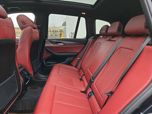 Used 2023 BMW X3 M40i image 11