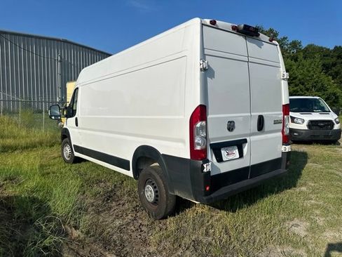 Used 2023 RAM ProMaster 2500 FWD image 7