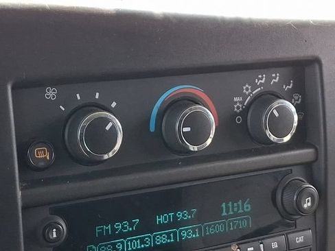 Used 2023 GMC Savana 2500 Extended w/ Driver Convenience Package RWD image 13
