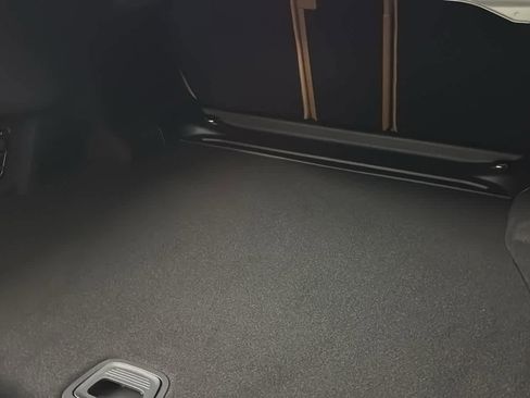 New 2026 Mercedes-Benz E 350 4MATIC Sedan image 34