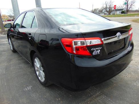 Used 2013 Toyota Camry XLE image 6