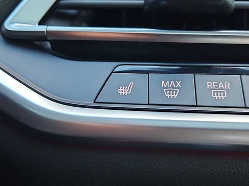 Used 2019 BMW X5 xDrive40i w/ Premium Package 2 image 22