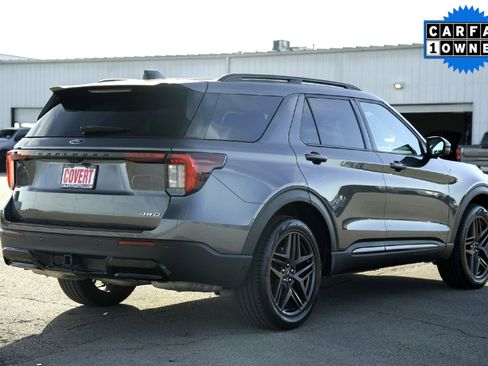Used 2025 Ford Explorer ST-Line w/ ST-Line Street Pack image 6