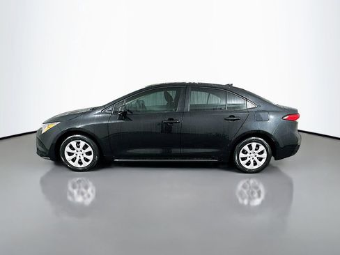 Used 2022 Toyota Corolla LE image 8