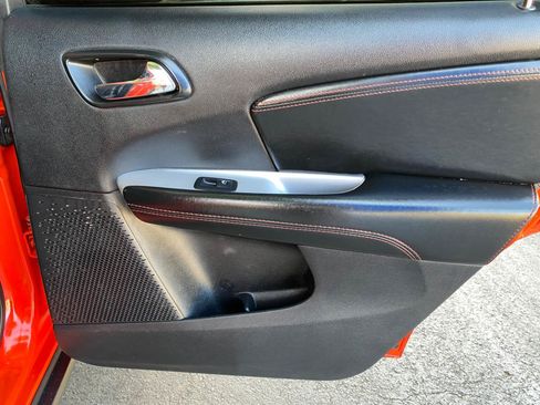 Used 2018 Dodge Journey GT FWD image 32