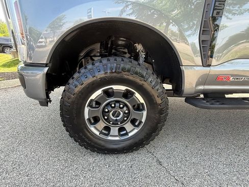 Used 2024 Ford F350 Lariat w/ Tremor Off-Road Package AWD/4WD image 33