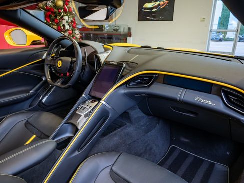 Used 2025 Ferrari Roma Spider image 19