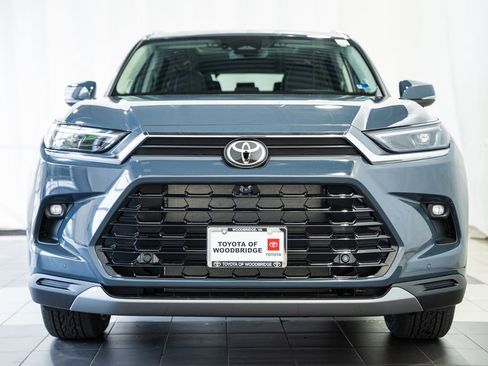 New 2026 Toyota Grand Highlander Limited image 2