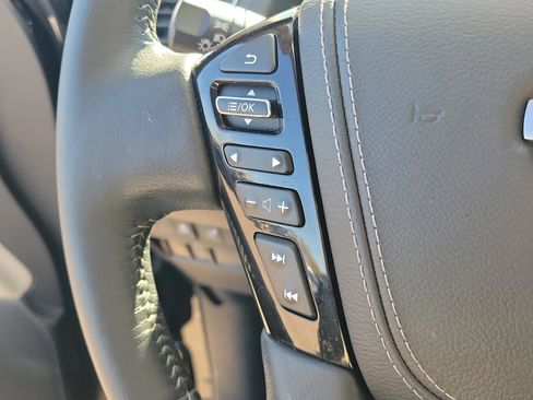 Used 2023 Nissan Armada Platinum w/ Captain's Chairs Package image 31