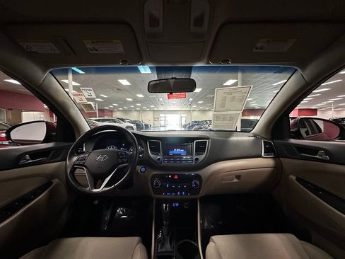 Used 2017 Hyundai Tucson Sport AWD/4WD image 23