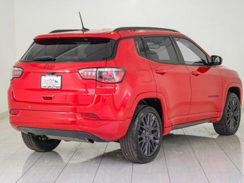 Used 2023 Jeep Compass Limited image 6