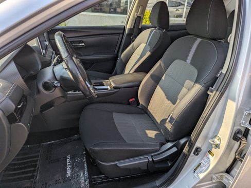 Used 2022 Nissan Sentra SV w/ All-Weather Package FWD image 11