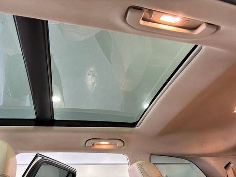 Used 2022 Mercedes-Benz GLS 450 GLS 450 4MATIC Sport Utility 4 image 16