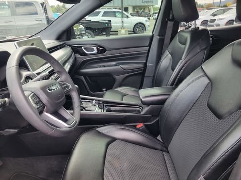 Used 2022 Jeep Compass Latitude AWD/4WD image 7